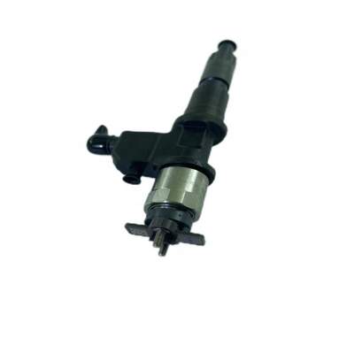 2009- QINGLING ISUZU VC46 6UZ1 Fuel Injector Assembly con eccellente funzionalità